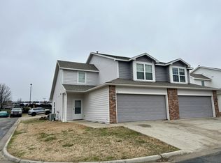 1500 E 24th St APT E1, Lawrence, KS 66046