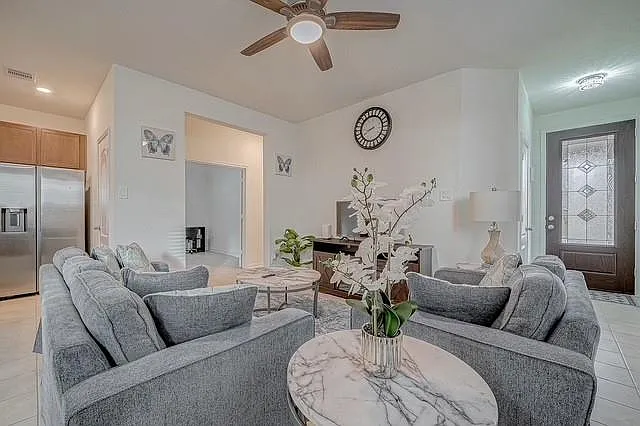21227 Gulf Front Dr — Photo 4
