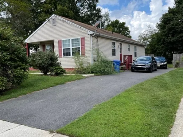 43 Zane St, Glassboro, NJ 08028