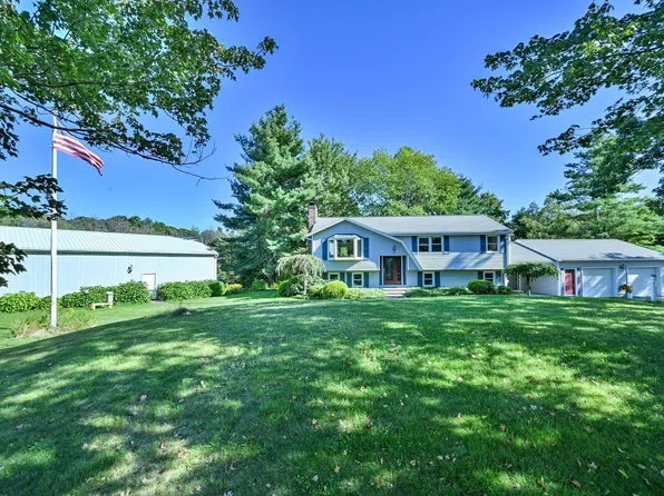 152 Federal Hill Rd, Oxford, MA 01540
