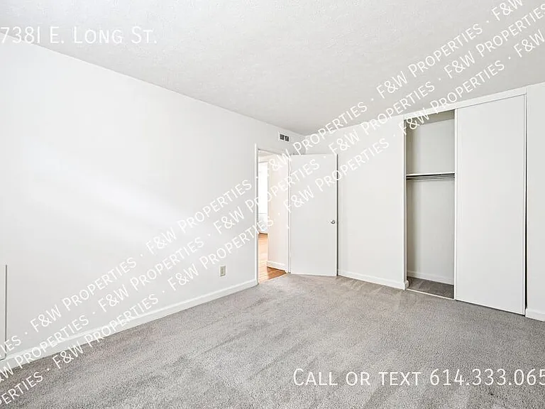 1738I E Long St — Photo 37