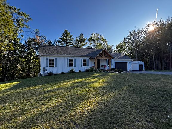 4th image of 18 Evergreen Lane