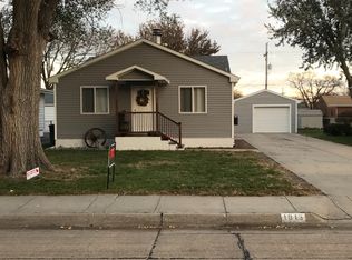 1813 N Huston Ave, Grand Island, NE 68803