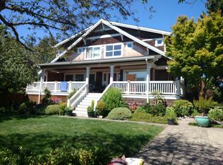 3604 SW Holden St, Seattle, WA 98126