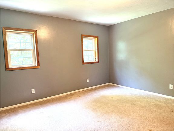 5th image of 1112 Glenn Ave