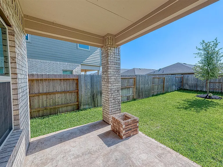 462 Aurora Creek Ln — Photo 35
