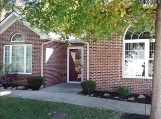 854 Wellingshire Cir, Tallmadge, OH 44278