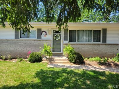 35 Reckamp Dr, Florissant, MO, 63033