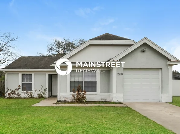 2210 N Merrin St, Plant City, FL 33563