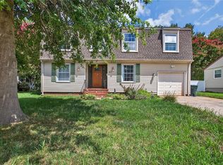 43 Santa Barbara Dr, Hampton, VA 23666