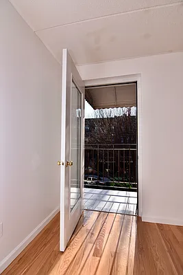 Rented by Bohemia Realty Group | media 2