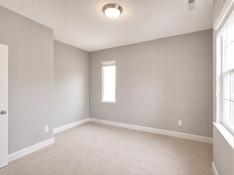 1867 Silk Wood Ln — Photo 29