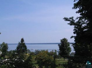 1 North St, Bayfield, WI 54814