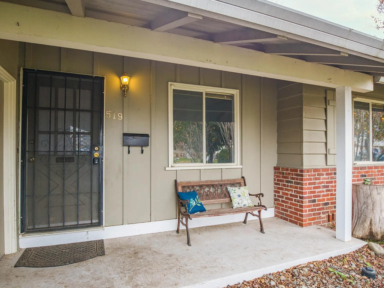 3 bed, 1168 sqft, $2,795 — Photo 2