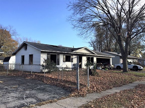 5th image of 2808 Birch Ave