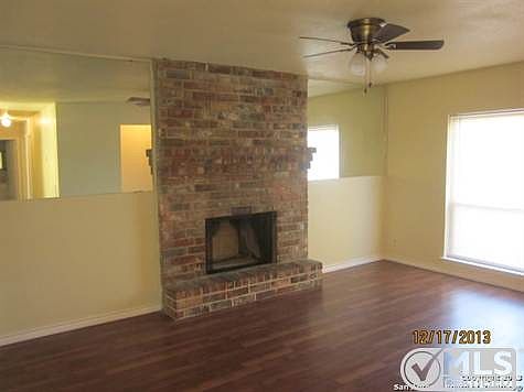 4th image of 13400 Lacewood St