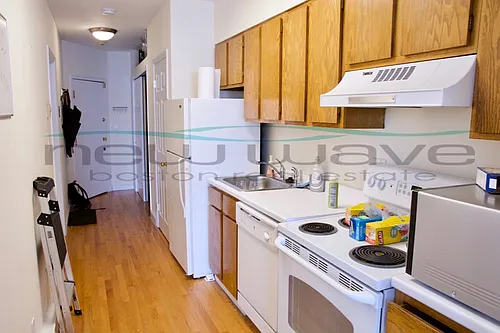 90 Saint Botolph St #9 Photo 1