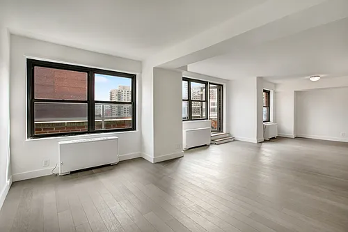 120 E 34th St #21K Photo 1