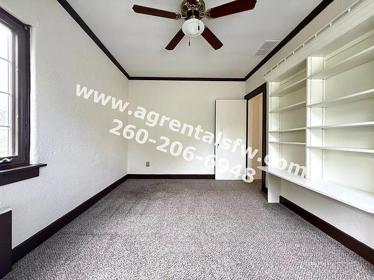 4708 Palatine Dr — Photo 10