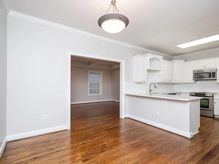 7B Croft St — Photo 3