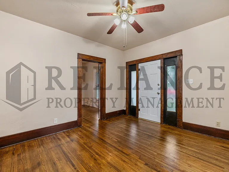 1405 S Ida St — Photo 2