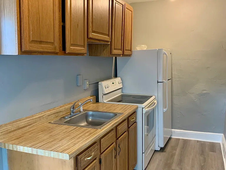 67 S Franklin St #2 — Photo 8