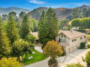 16242 Pineview Rd, Santa Clarita, CA 91387