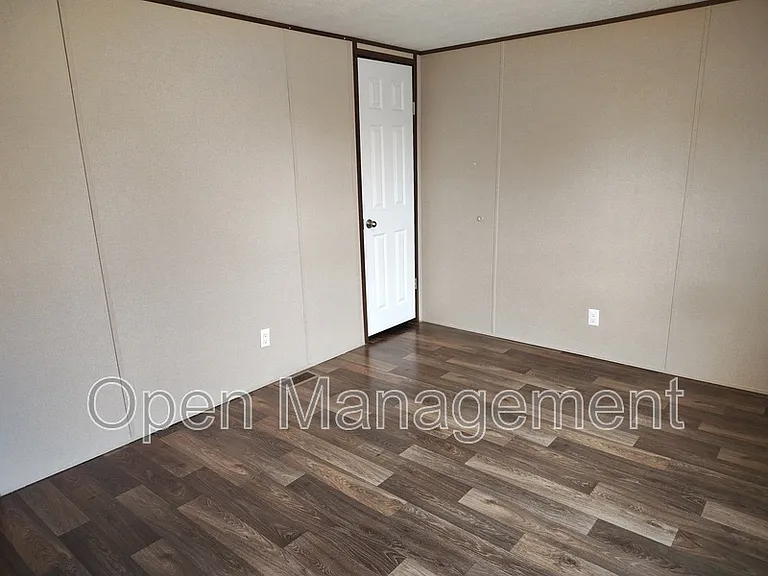120 Terry Blvd #44 — Photo 12
