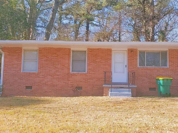 4135 Tara Dr, Forest Park, GA 30297