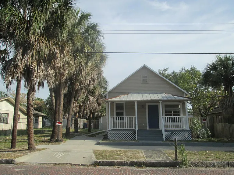 2105 W Nassau St #A — Photo 11