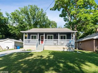 3919 16th St, Des Moines, IA 50313