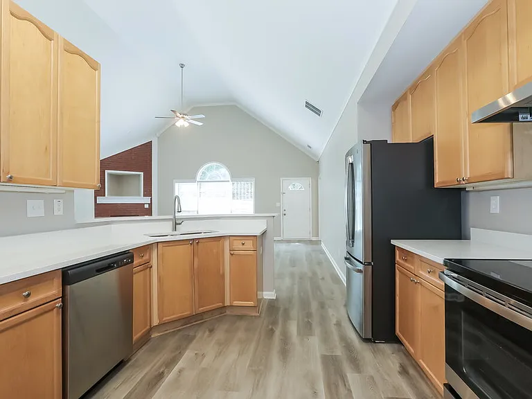 25 Cindy Cir — Photo 8