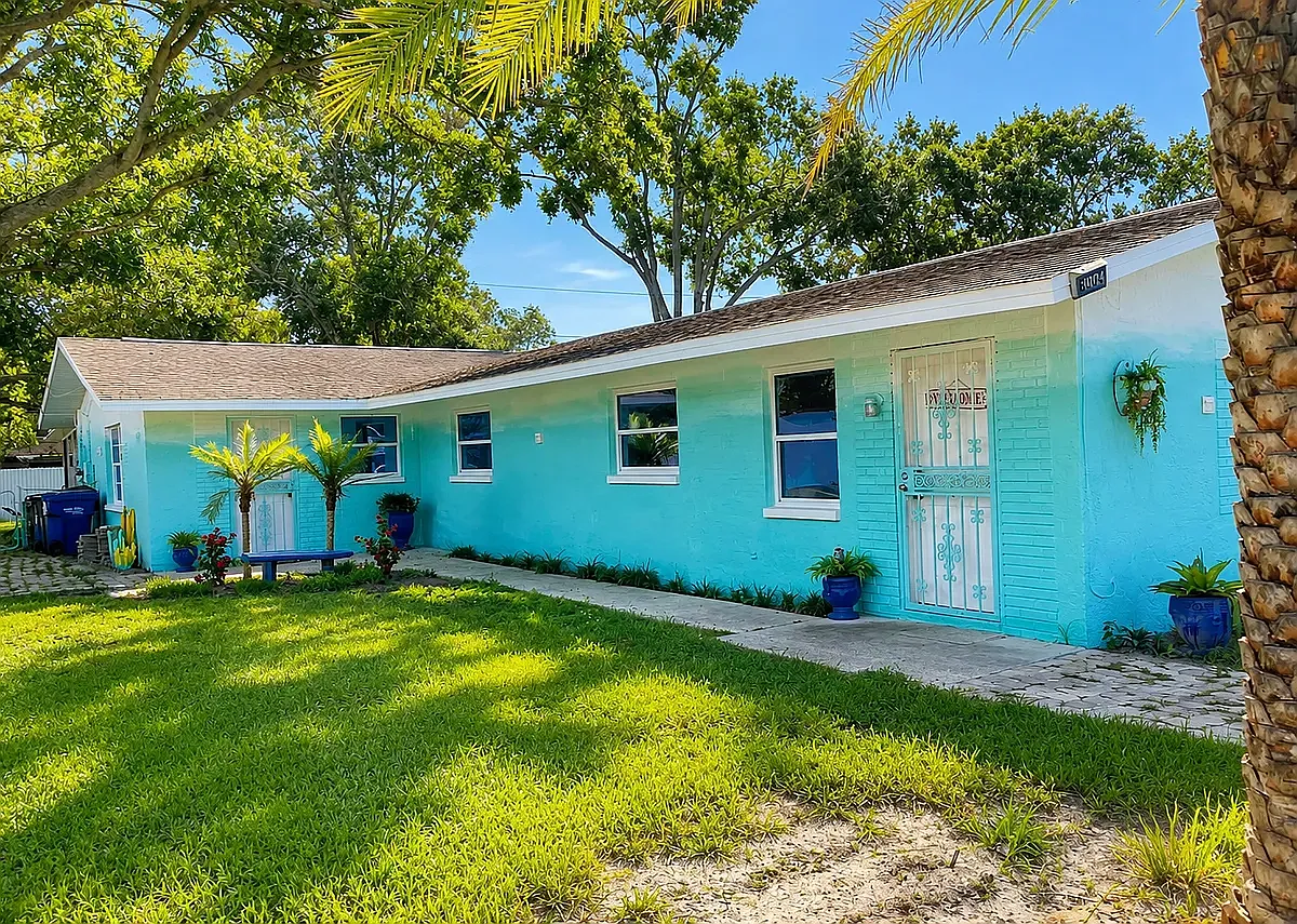 3004 Oaklawn Ave — Photo 1