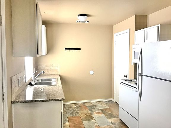 5th image of 1921 17th St #1701