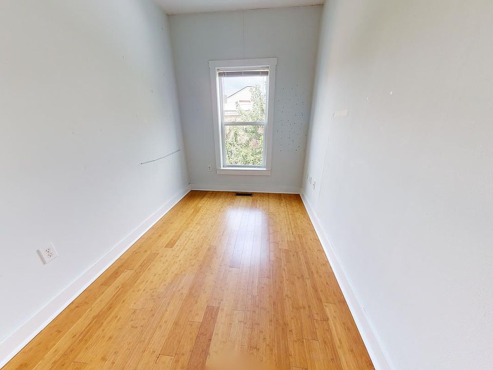 1st image of 1735 W Montgomery Ave #12346215
