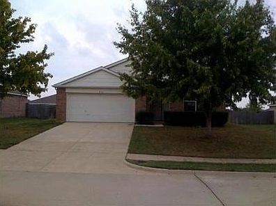 1st image of 236 Stanford Dr