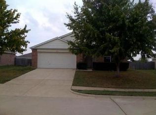 236 Stanford Dr, Glenn Heights, TX 75154