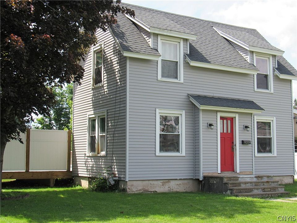 1st image of 209 Park St