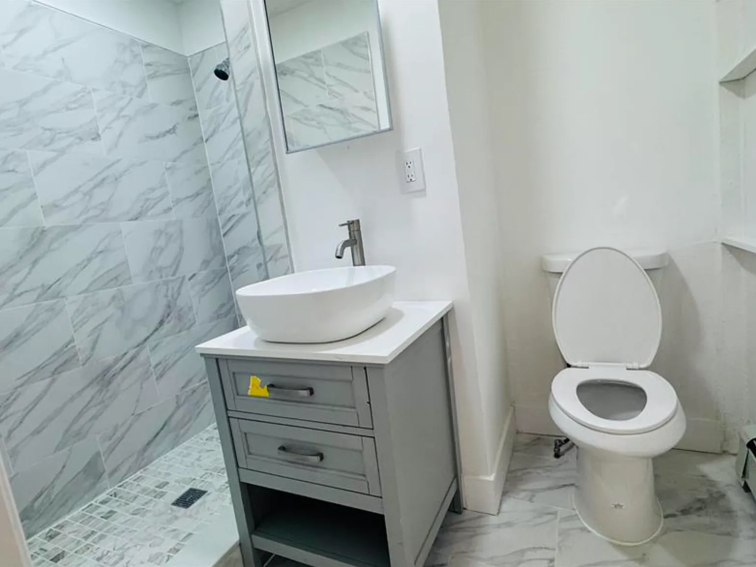 3 bed, 1200 sqft, $3,200 — Photo 1
