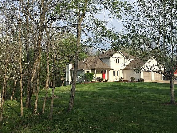 Lg Front Yd w/ Mature Trees