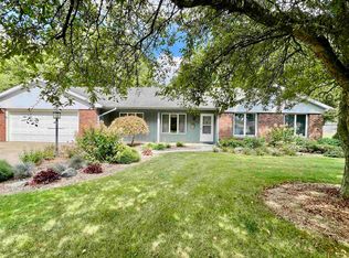 512 Rapp Dr, Churubusco, IN 46723