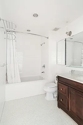 Rented by Compass | media 33