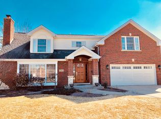 5511 Grand Ave, Western Springs, IL