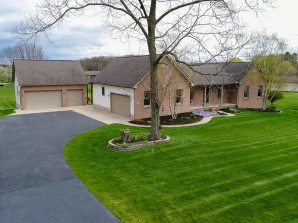 1580 W Audubon Blvd, Lancaster, OH 43130