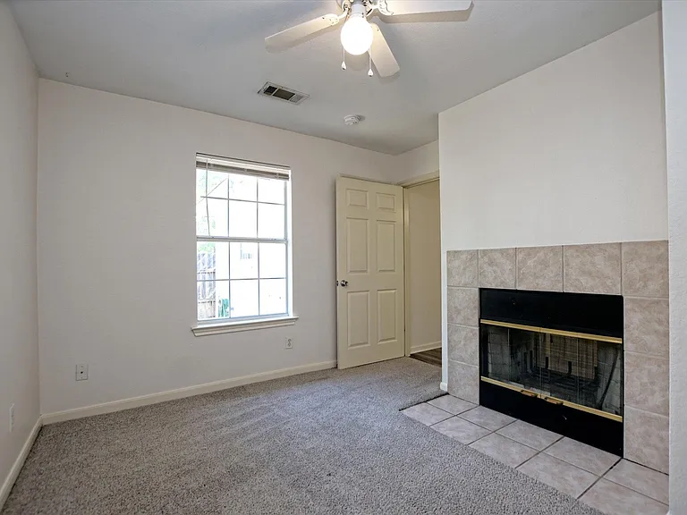 101 S Mockingbird Cir — Photo 15