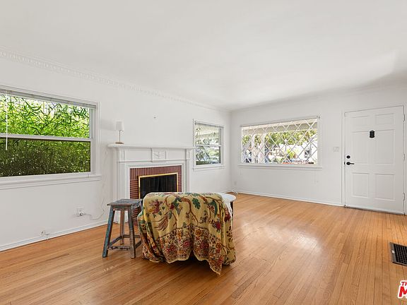 2nd image of 8020 Regis Way