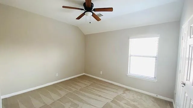 6504 Diamond Dr — Photo 15