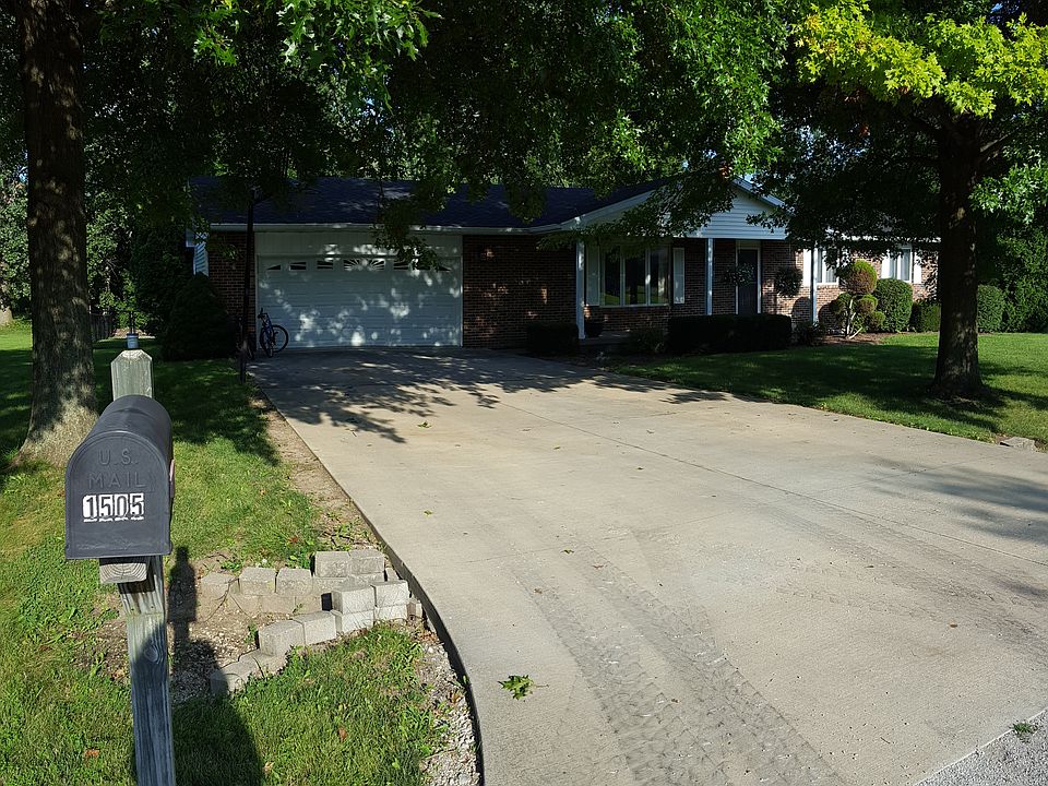 Front of house and driveway