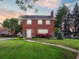 8114 Esper St, Detroit, MI 48204