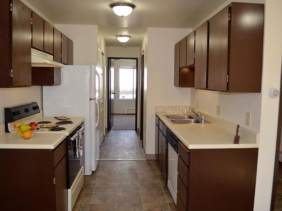 Kitchen Hall